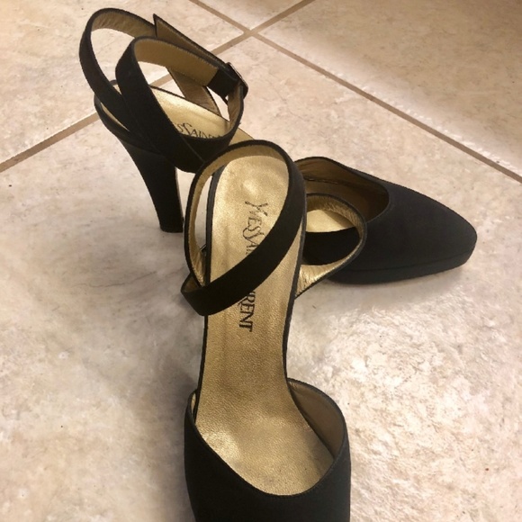 Yves San Laurent - Picture 3 of 3